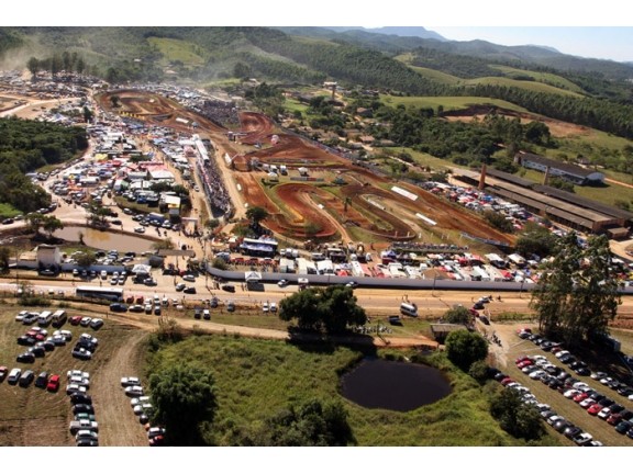 Canelinha Santa Catarina fonte: www.scturismo.com.br Fonte: www.scturismo.com.br